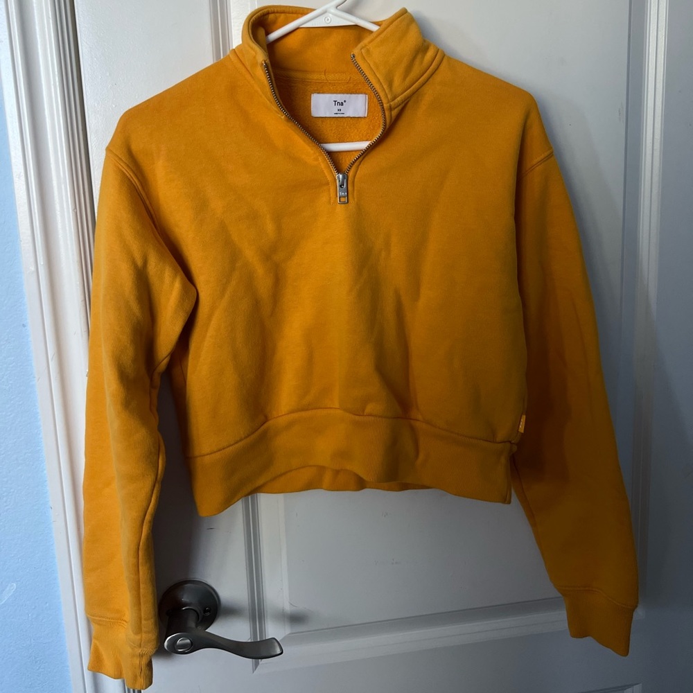 Aritzia TNA 1/4 Zip Fleece Sweatshirt